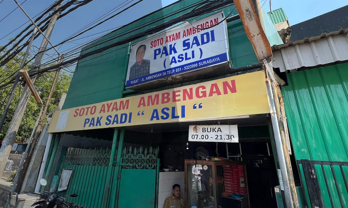 Soto Ambengan Pak Sadi: Soto Ayam Khas Surabaya Sejak 1970-an